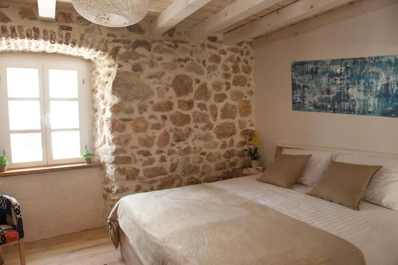 Sobe Bile Bed & Breakfast Pag Town