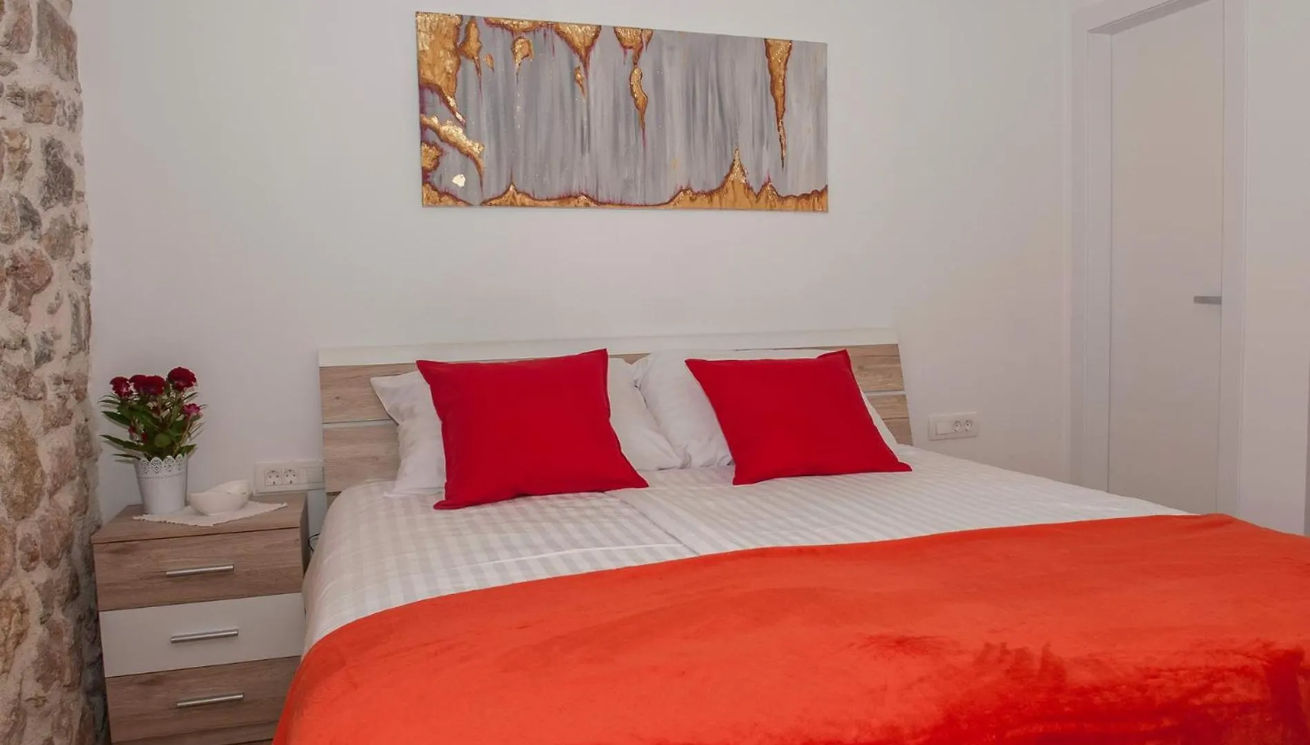 Sobe Bile Bed & Breakfast Pag Town