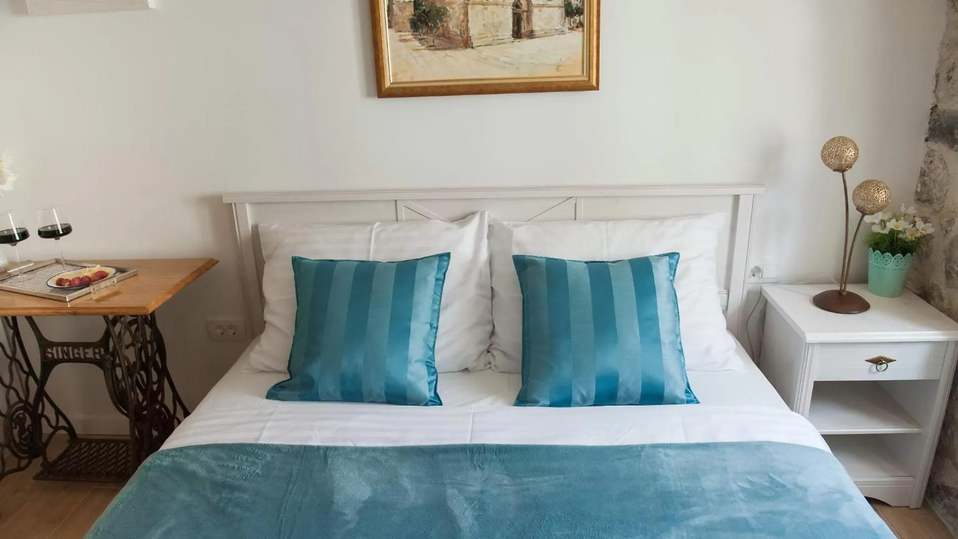 Sobe Bile Bed & Breakfast Pag Town