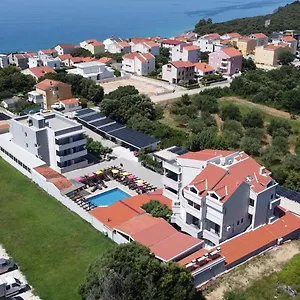 Aparthotel Plat, Kožino