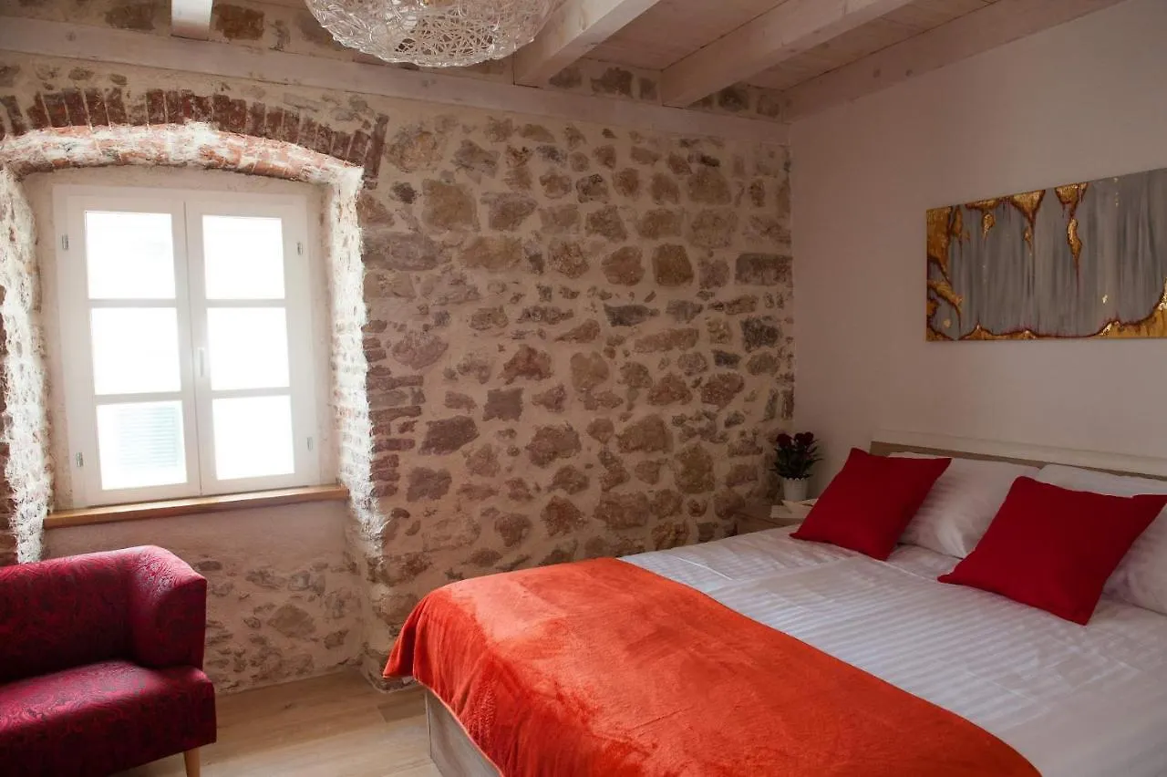 Sobe Bile Bed & Breakfast Pag Town