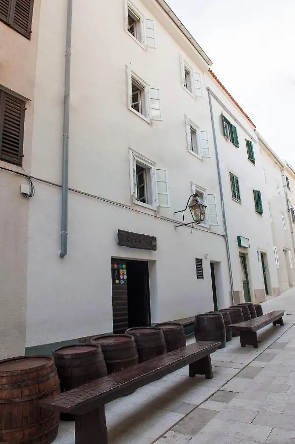 Sobe Bile Bed & Breakfast Pag Town