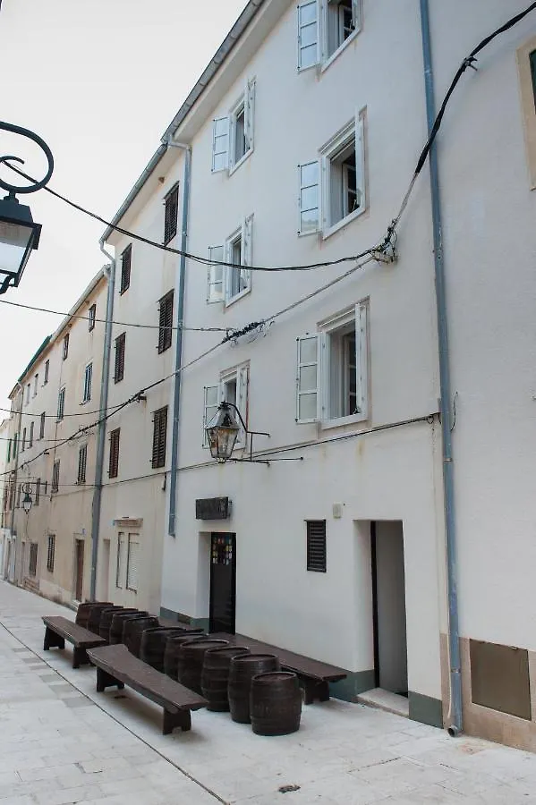Sobe Bile Bed & Breakfast Pag Town